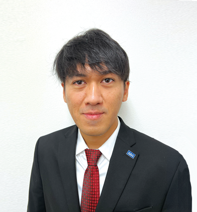 国内常駐スタッフ