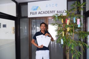 特定技能試験合格発表の様子